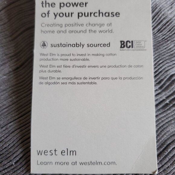 NWT West Elm Pillow Cover 18x18"Soft Gray Ribbed Texture Visual, Tactile Appeal - Picture 11 of 14